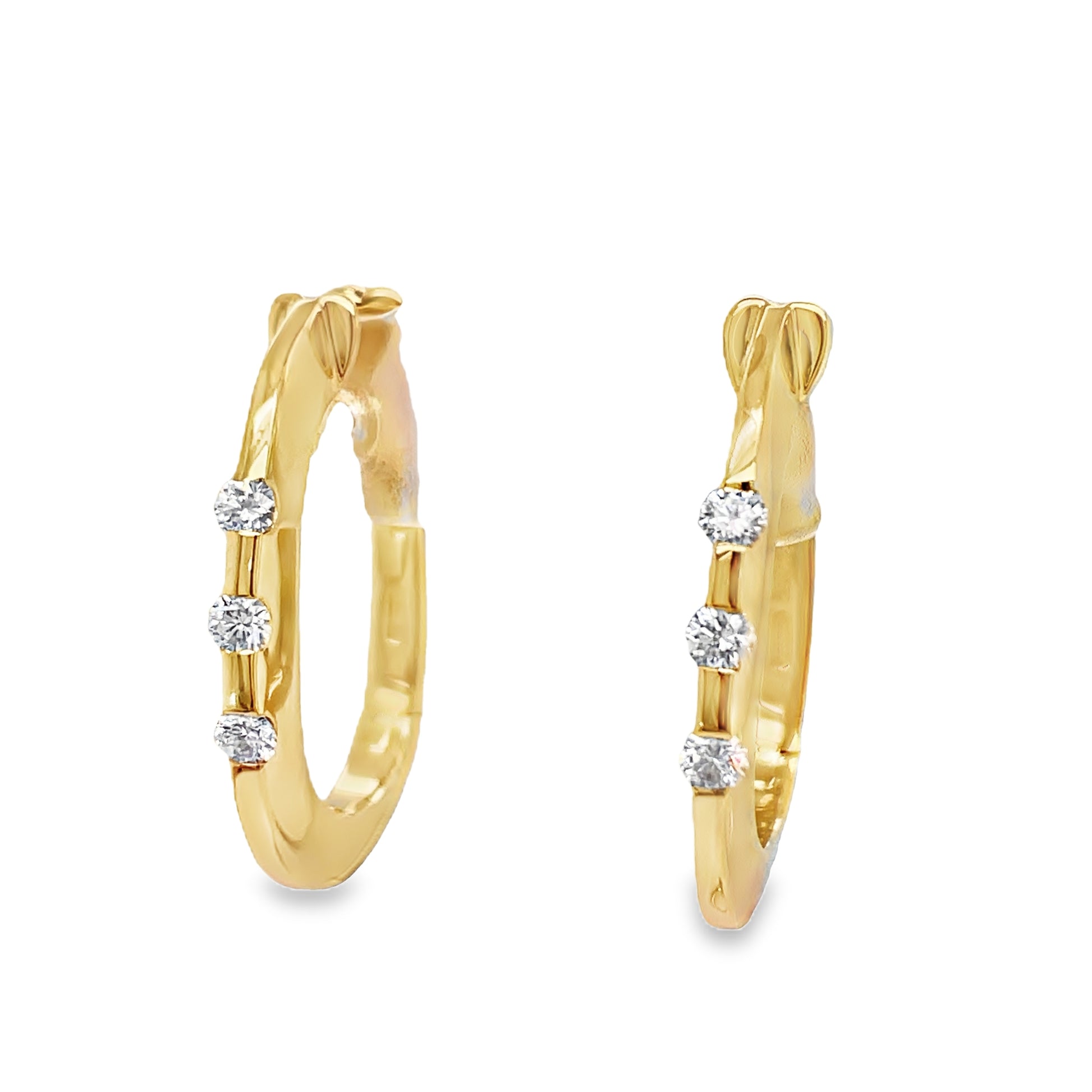 18k Diamond Oval Shape Hoop Earrings Side view