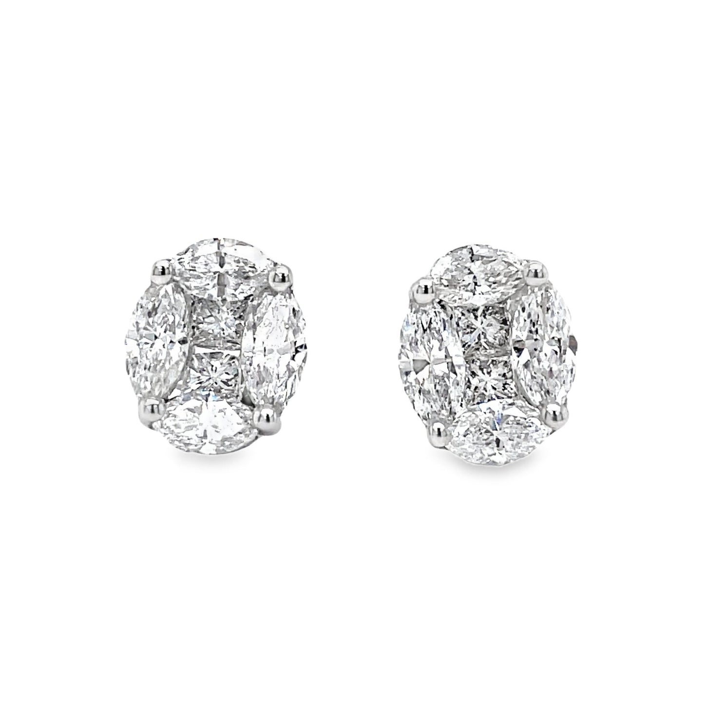 Oval Shape Illusion Diamond Stud Earrings Front view 