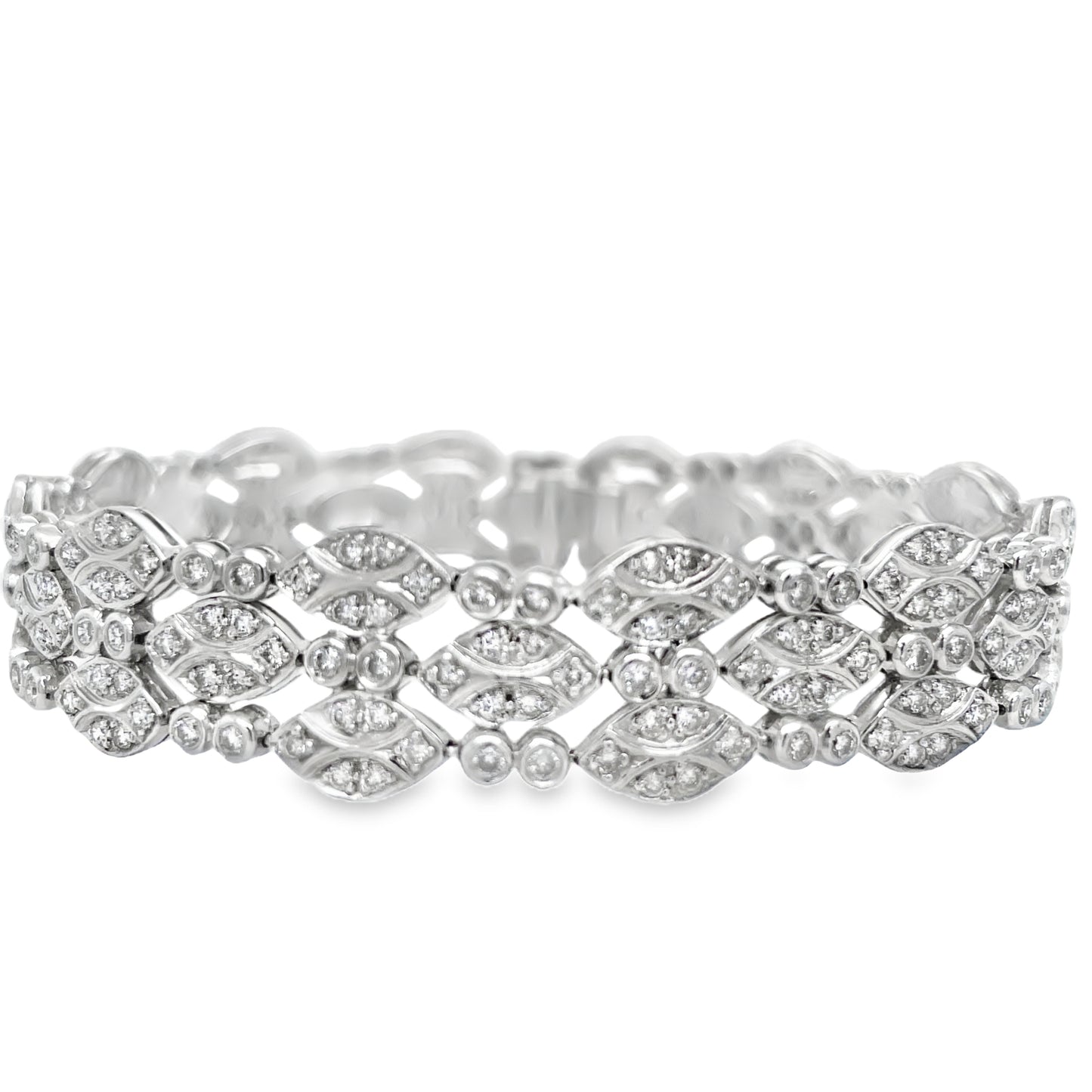 Diamond Pave Set Link Bracelet 4.15 cts Top View Clasp Fastened 
