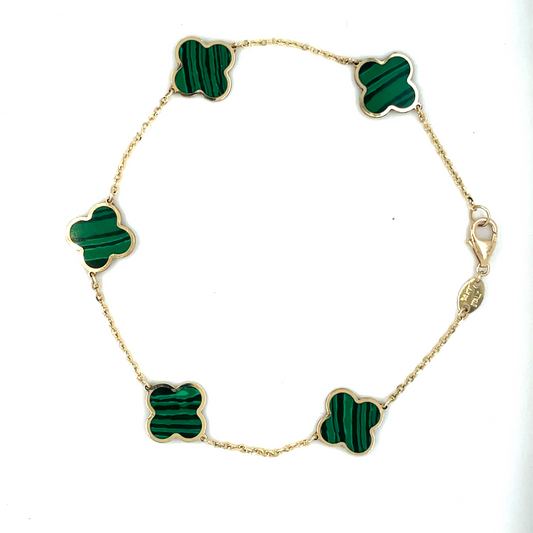 Malachite Clover Bracelet 11.00 mm Top view clasp fastened