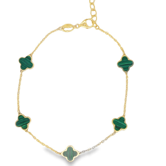 Top view of 14k Yellow Gold Small Malachite Clover Bracelet 7.0 mm