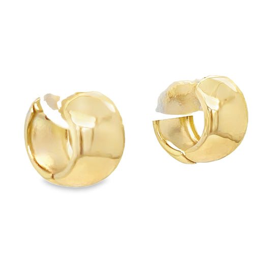 Tiny 14k Italian Yellow Gold Thick Hoop Earrings 6.00 mm Side view