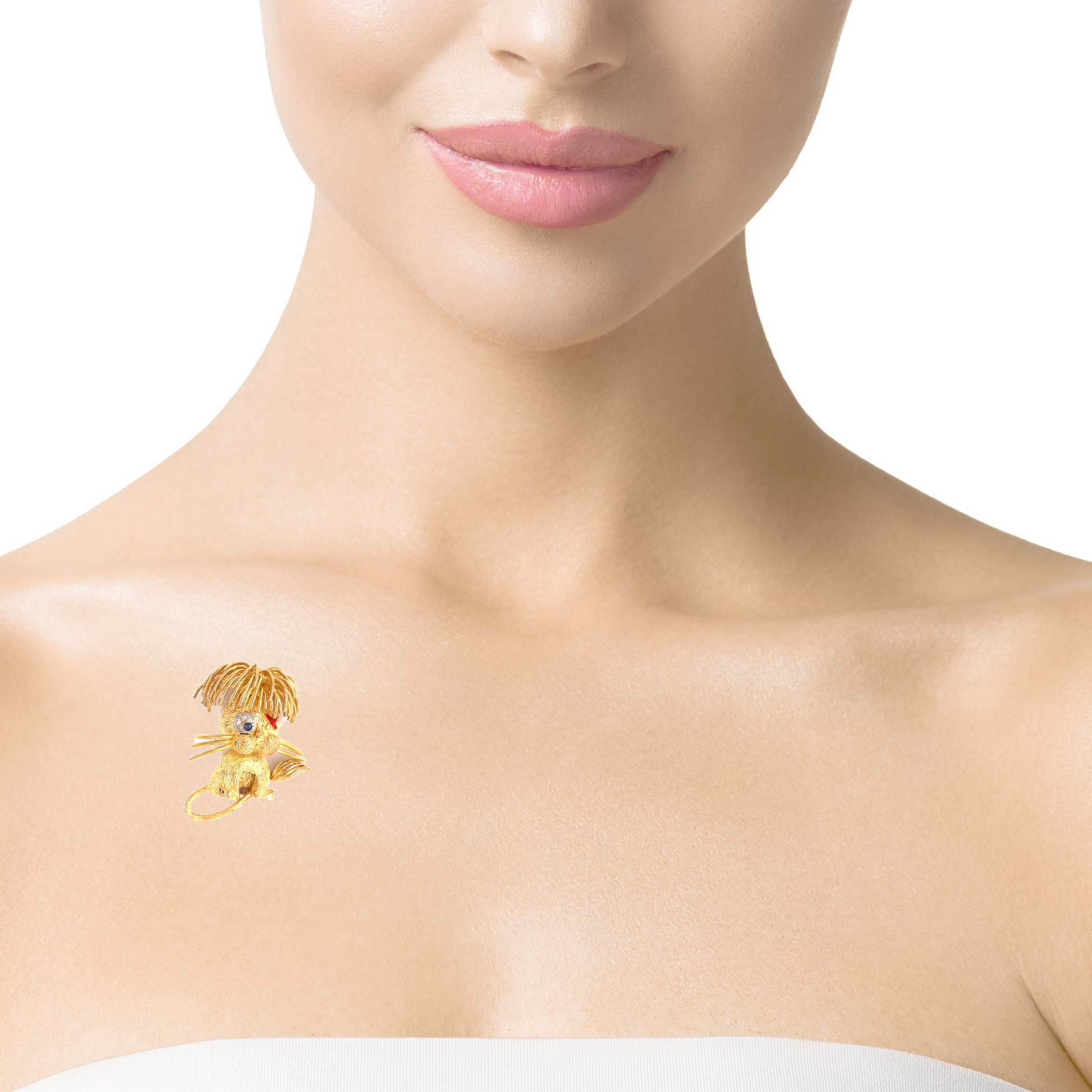 Try on view of 18k Yellow Gold Cute Large Lion Diamond Brooch