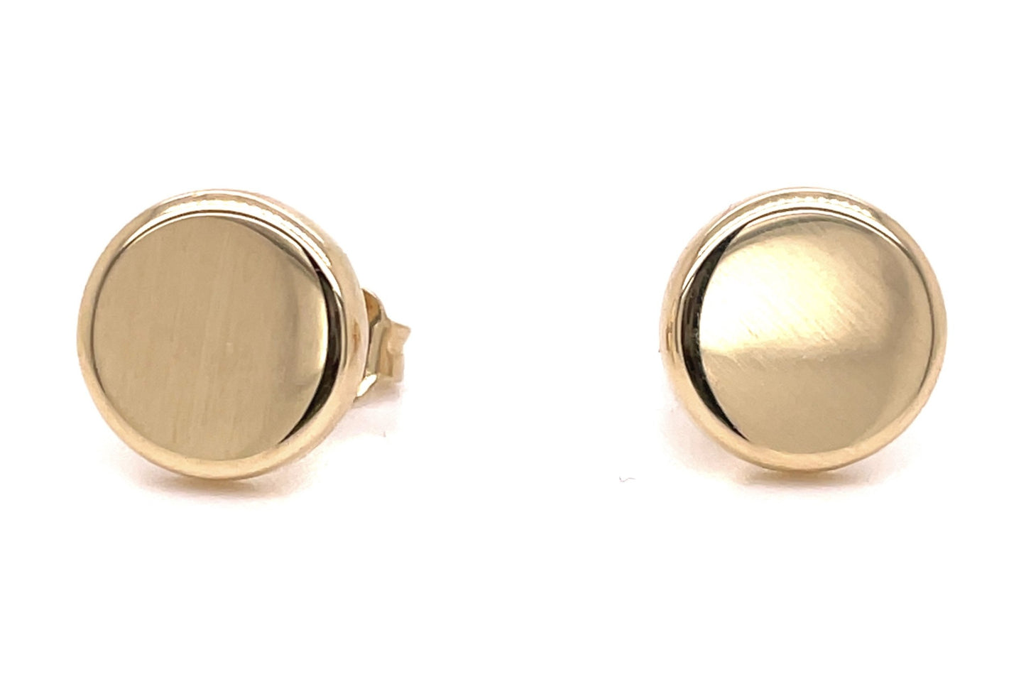 Front view of 14k Yellow Gold Italian Made Flat Round Stud Earrings